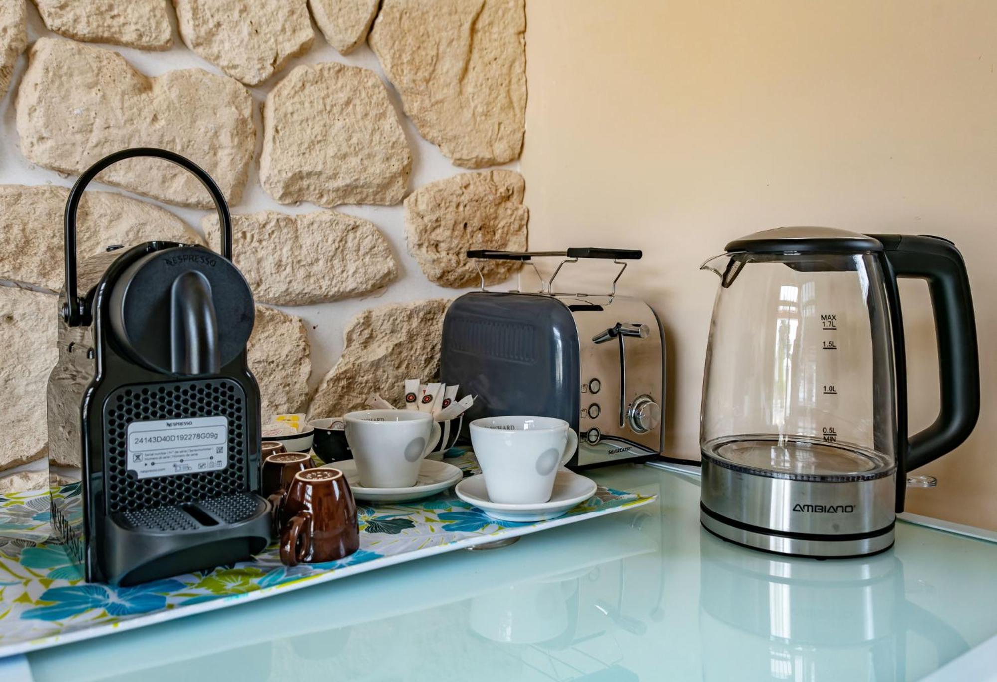 La Petite Maison Gannat Eksteriør billede